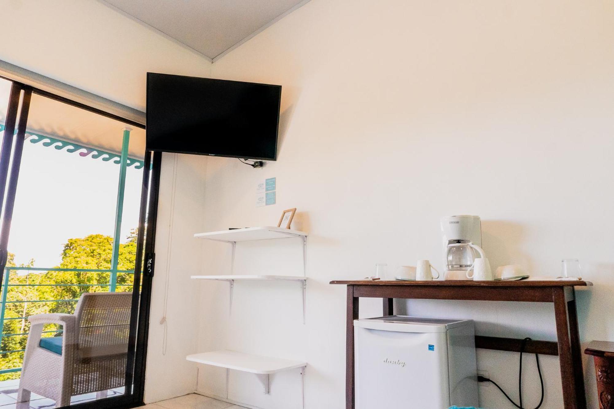 Ocean'S Breeze Apartment And Rooms Puerto Viejo de Talamanca エクステリア 写真