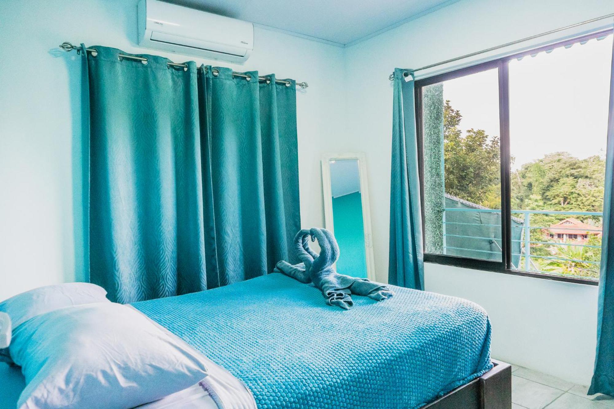 Ocean'S Breeze Apartment And Rooms Puerto Viejo de Talamanca エクステリア 写真