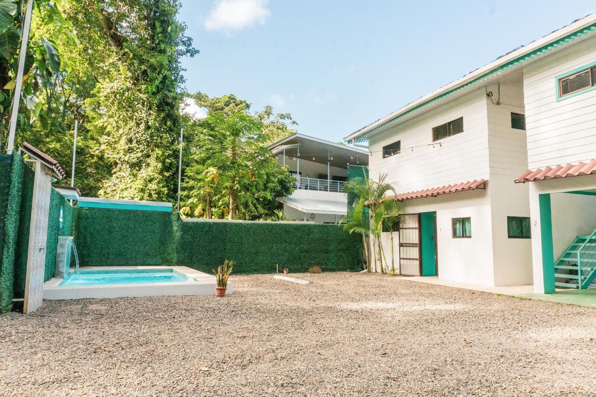 Ocean'S Breeze Apartment And Rooms Puerto Viejo de Talamanca エクステリア 写真