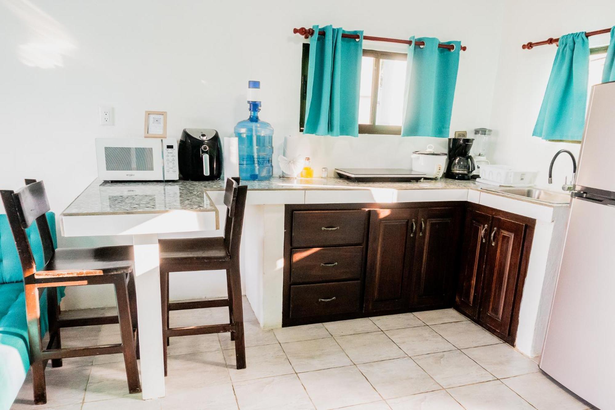 Ocean'S Breeze Apartment And Rooms Puerto Viejo de Talamanca エクステリア 写真